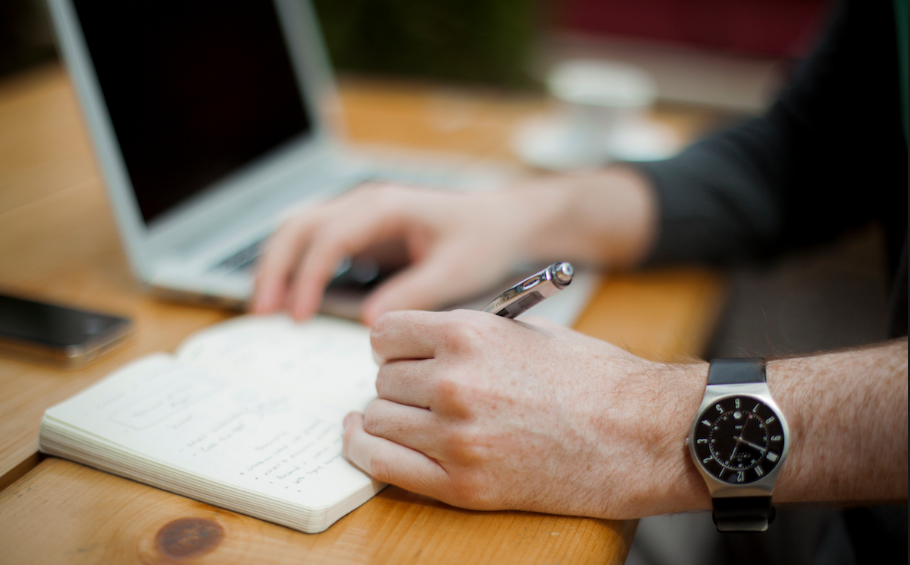 SEO優(yōu)化企業(yè)品牌詞排名提升的種方法 SEO優(yōu)化企業(yè)品牌詞排名提升的種方法